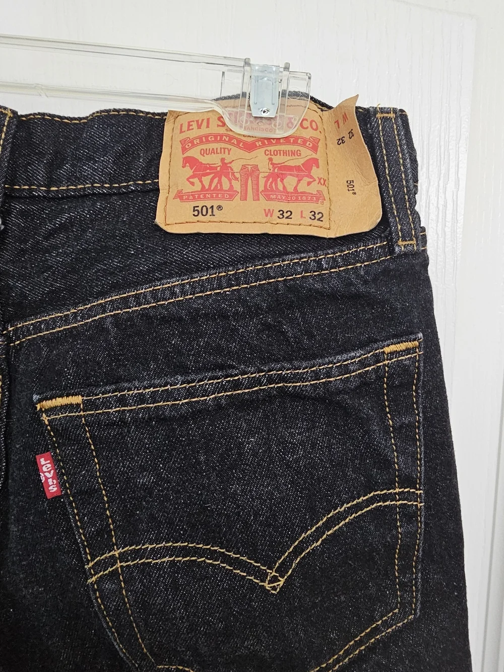 Levi's 501 Straight Men's Jeans - Black with Gold Stitching